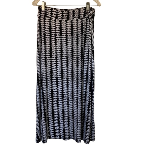 Liz Claiborne Maxi-Skirt * Med Petite - Picture 8 of 8